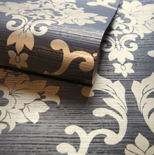 Roll shot of Damask Black Gold