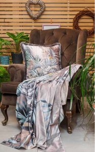Palm Leaf Velvet cushion