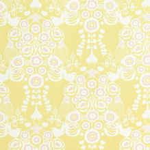 Majvillan Estelle Yellow Wallpaper