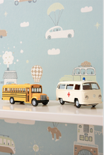 This fun transport design will add colour and contrast to any bedroom.