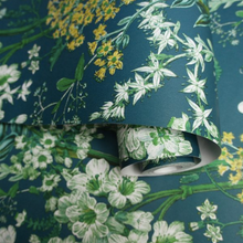 Rollshot of Green Wallpaper with flowers